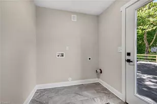 607 Truman St, Eden, NC 27288 - Photo 15