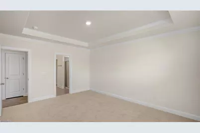 100 Harbor Hill Boulevard, Jamestown, NC 27282 - Photo 29