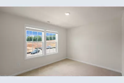 100 Harbor Hill Boulevard, Jamestown, NC 27282 - Photo 15