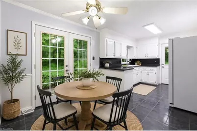 814 Baker Drive, Haw River, NC 27258 - Photo 5