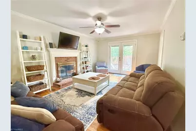 1104 Elmwood Avenue, High Point, NC 27265 - Photo 9