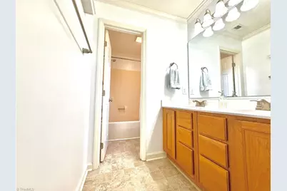 1104 Elmwood Avenue, High Point, NC 27265 - Photo 23