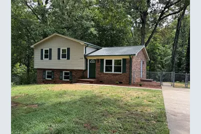 6529 Benson Lane, Pfafftown, NC 27040 - Photo 3
