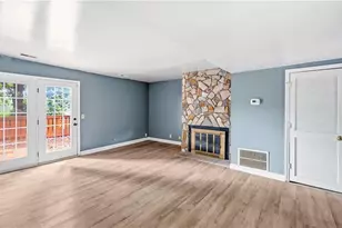 3755 Heathrow Dr, Winston-Salem, NC 27127 - Photo 9