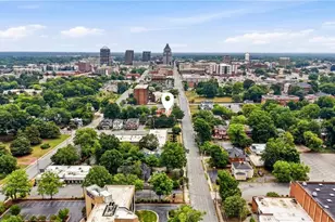 906 W Market St, Greensboro, NC 27401 - Photo 3