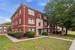 906 W Market St, Greensboro, NC 27401 - Photo 1