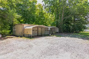 1041 Whitts Rd, Madison, NC 27025 - Photo 29