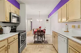 7121 W Friendly Ave, Greensboro, NC 27410 - Photo 17