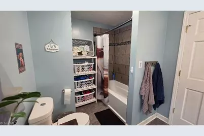 912 Overlook Avenue, Eden, NC 27288 - Photo 15