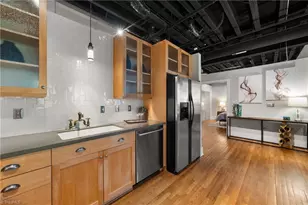 1 W 5th St, Winston-Salem, NC 27101 - Photo 9