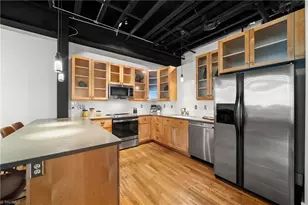 1 W 5th St, Winston-Salem, NC 27101 - Photo 7