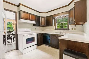 306 Leland Dr, Greensboro, NC 27455 - Photo 11