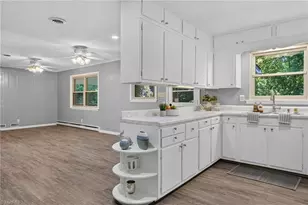 113 Green Valley Rd, Greensboro, NC 27403 - Photo 17