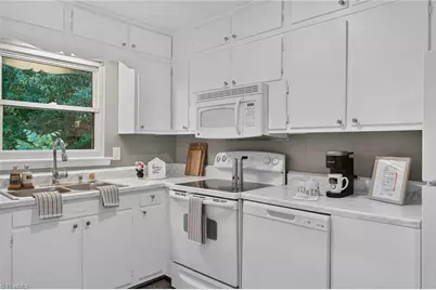 113 Green Valley Road, Greensboro, NC 27403 - Photo 5