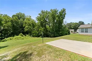 7007 Lowline Dr, Greensboro, NC 27405 - Photo 27