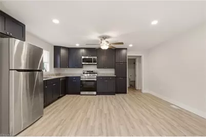 934 Forrest Street, High Point, NC 27262 - Photo 9