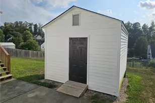 130 Cloverfield Ct, Winston-Salem, NC 27127 - Photo 37