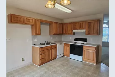 130 Cloverfield Court, Winston-Salem, NC 27127 - Photo 11