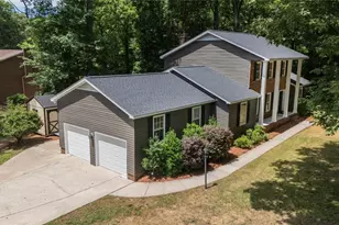 4007 Bradenton Dr, Greensboro, NC 27406 - Photo 3