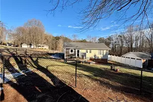 144 Strawberry Ln, Mount Airy, NC 27030 - Photo 31