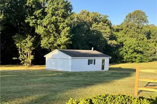 3939 Lewiston Rd, Summerfield, NC 27358 - Photo 5
