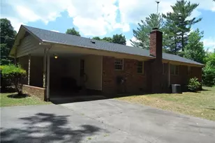 2899 Causey Lake Rd, Greensboro, NC 27406 - Photo 15