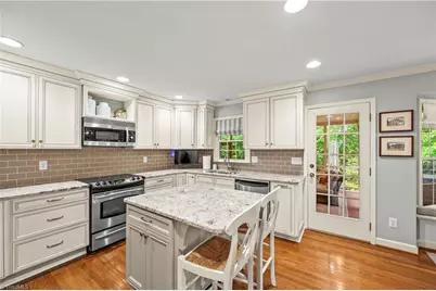 1000 Greenhurst Road, Winston-Salem, NC 27104 - Photo 13