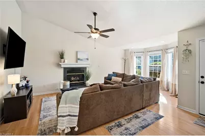 160 Crossfield Court, Lexington, NC 27295 - Photo 3