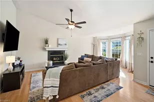 160 Crossfield Ct, Lexington, NC 27295 - Photo 3