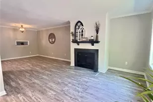 21 Park Village Ln, Greensboro, NC 27455 - Photo 5