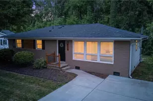 4316 Halifax Rd, Greensboro, NC 27407 - Photo 5