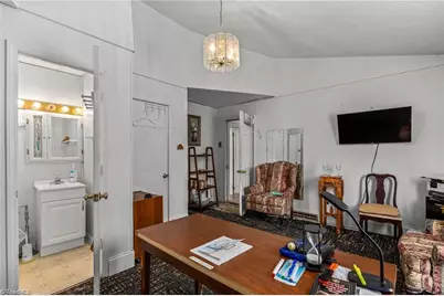 2341 N Patterson Avenue, Winston-Salem, NC 27105 - Photo 7