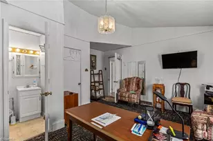 2341 N Patterson Ave, Winston-Salem, NC 27105 - Photo 7