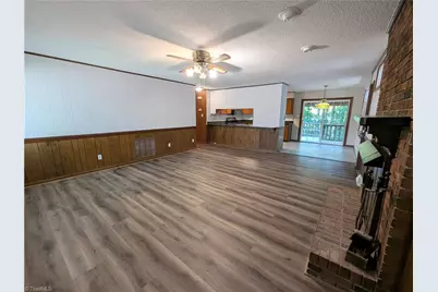 115 Forest Park Drive, Thomasville, NC 27360 - Photo 9