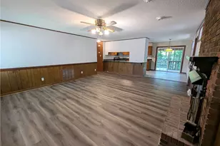 115 Forest Park Dr, Thomasville, NC 27360 - Photo 9