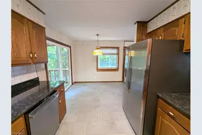 115 Forest Park Drive, Thomasville, NC 27360 - Photo 13
