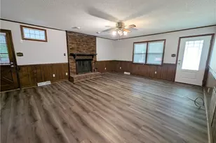 115 Forest Park Dr, Thomasville, NC 27360 - Photo 7
