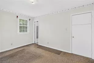 2000 N Holden Rd, Greensboro, NC 27408 - Photo 9