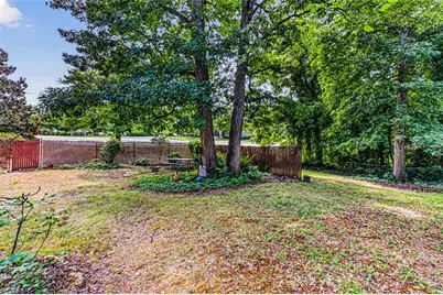 2000 N Holden Road, Greensboro, NC 27408 - Photo 23