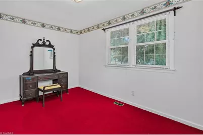 2000 N Holden Road, Greensboro, NC 27408 - Photo 11