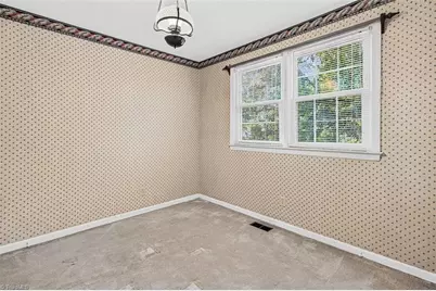 2000 N Holden Road, Greensboro, NC 27408 - Photo 13