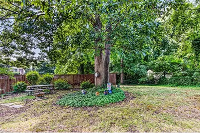 2000 N Holden Road, Greensboro, NC 27408 - Photo 21