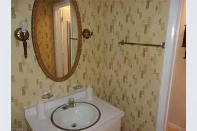 2706 Miriam Court, High Point, NC 27263 - Photo 19