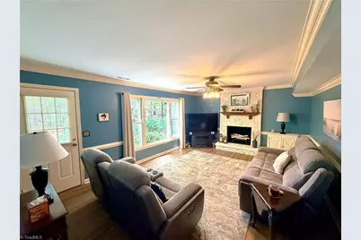 5810 Spanish Oak Drive, Greensboro, NC 27409 - Photo 17