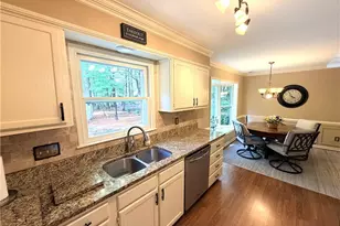 5810 Spanish Oak Dr, Greensboro, NC 27409 - Photo 5