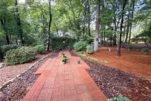 5810 Spanish Oak Dr, Greensboro, NC 27409 - Photo 37