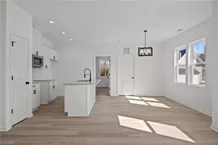 111 E Earnhardt St, Salisbury, NC 28144 - Photo 15