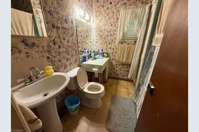 309 Berry Garden Road, Kernersville, NC 27284 - Photo 21