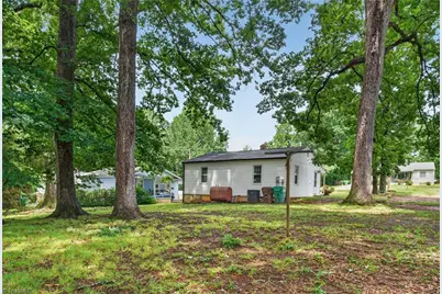 124 Manor Drive, High Point, NC 27260 - Photo 35
