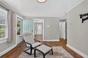 124 Manor Dr, High Point, NC 27260 - Photo 13